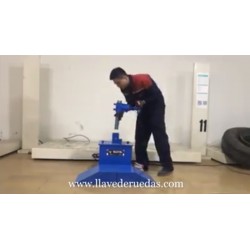 Desmontadora de ruedas para camión